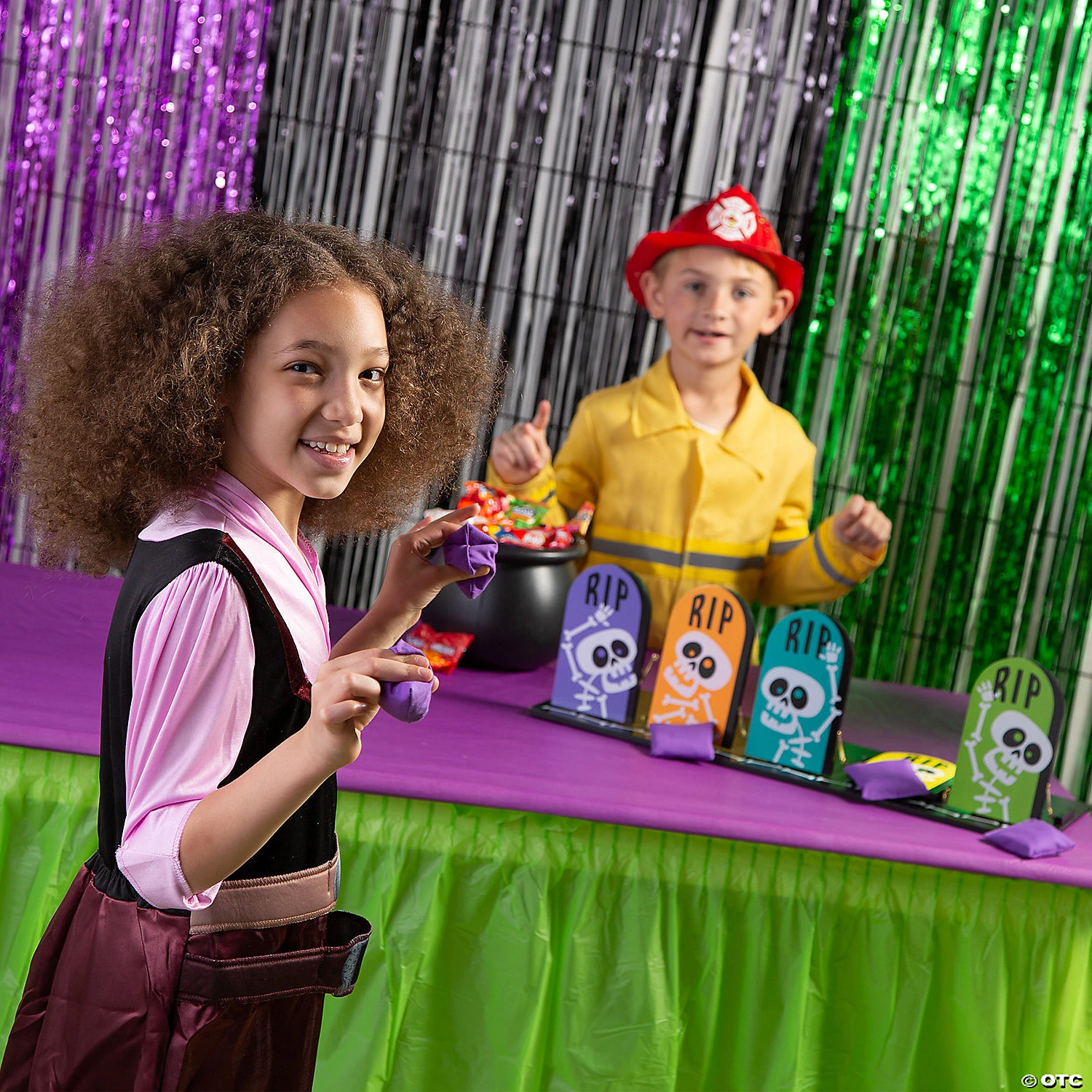 Halloween Skeleton Bean Bag Toss Game - Image 3